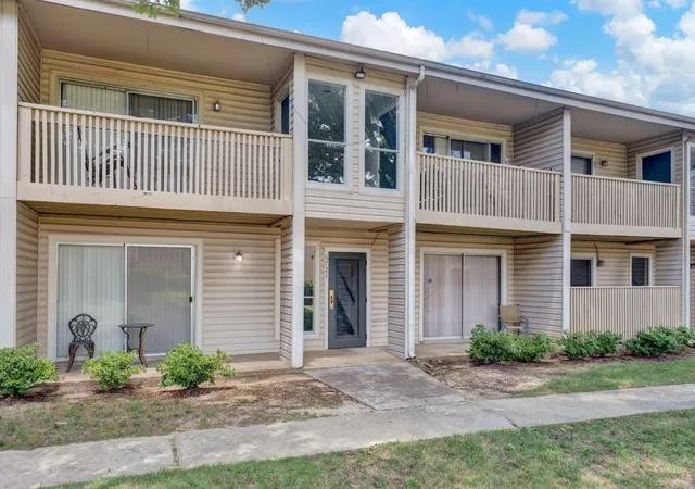 Homes for sale in Memphis, TN | 6724 Quail Hollow Ct #2, Memphis, TN 38120 | MLS# 3247175