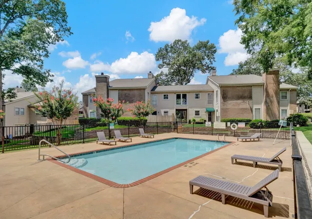 Homes for sale in Memphis, TN | 6724 Quail Hollow Ct #2, Memphis, TN 38120 | MLS# 3247175