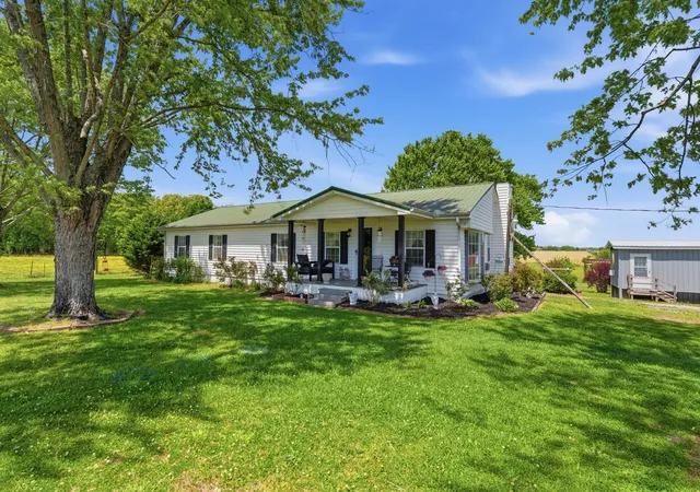 Homes for sale in Hillsboro, TN | 404 Logan Chapel Rd, Hillsboro, TN 37342 | MLS# 3181742