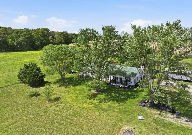 Homes for sale in Hillsboro, TN | 404 Logan Chapel Rd, Hillsboro, TN 37342 | MLS# 3181742