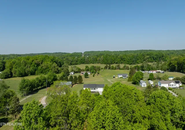 42nd image of 196 Lees Chapel Rd, Sweetwater, TN 37874 | MLS# 3181699