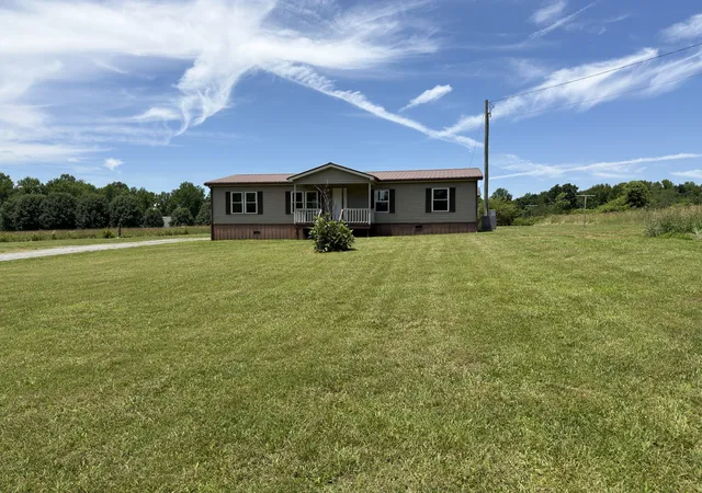 Photo 2 of Manufactured home for sale at 787 Finnie Simmons Rd, Woodbury, TN 37190 | MLS# 3181853 | Listing updated on 2026-06-05