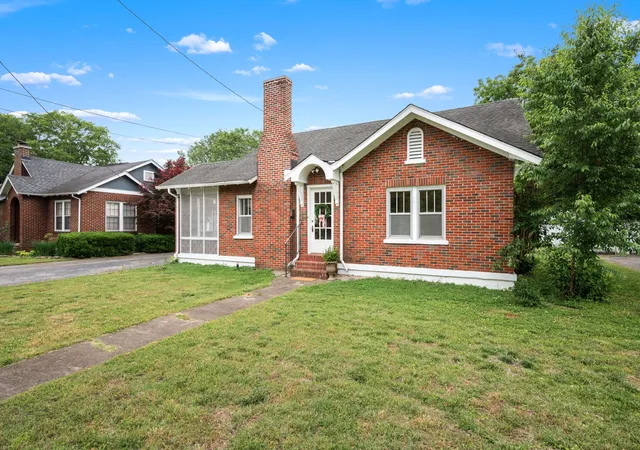 3rd image of 211 Kingwood Dr, Murfreesboro, TN 37129 | MLS# 3218082