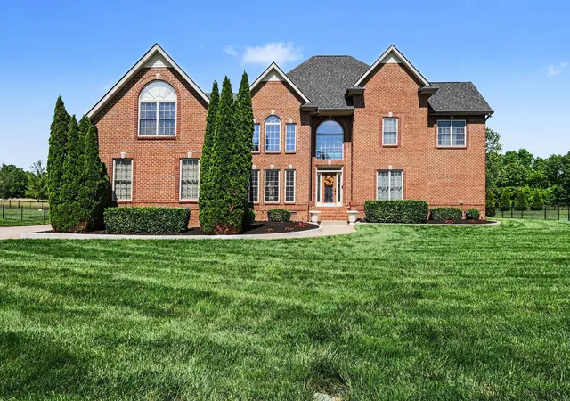 Homes for sale in Greenbrier, TN | 4147 Ironwood Dr, Greenbrier, TN 37073 | MLS# 3182003