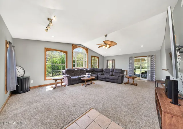 Photo 4 of Single family home for sale at 935 Brewer Rd, Crossville, TN 38572 | MLS# 3181920 | Listing updated on 2026-09-02