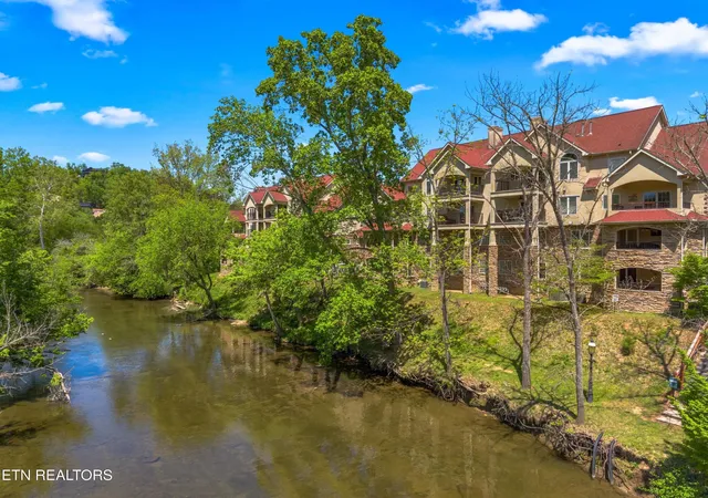 Photo 3 of Condo for sale at 601 River Pl Way #B101, Sevierville, TN 37862 | MLS# 3304497 | Listing updated on 2026-09-01