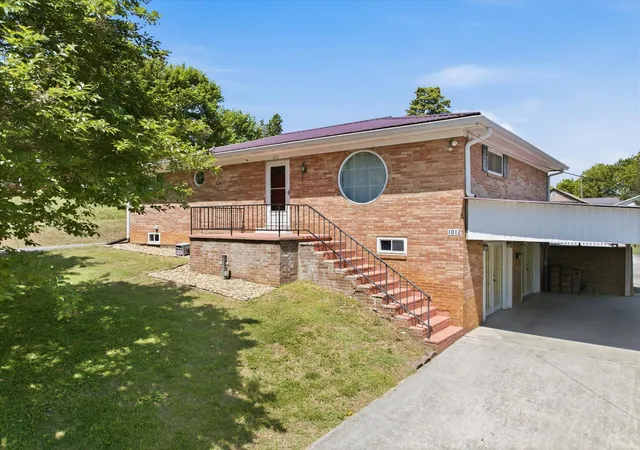 1st image of 1012 Bennett Street, Sweetwater, TN 37874 | MLS# 3182138