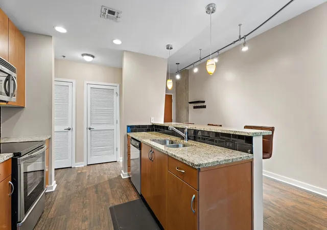 Photo 3 of Condo for sale at 301 Demonbreun St #602, Nashville, TN 37201 | MLS# 3248620 | Listing updated on 2026-08-20