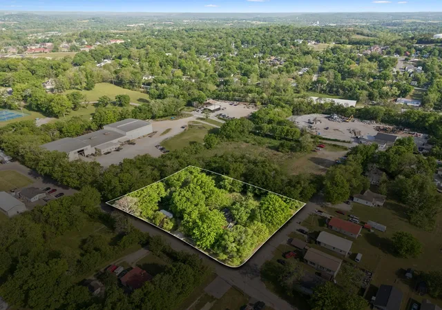 4th image of 700 W 12Th St, Columbia, TN 38401 | MLS# 3182261