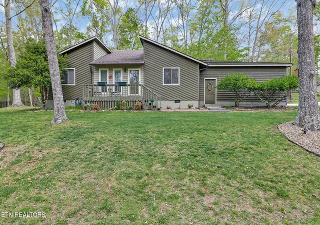 Photo 3 of Single family home for sale at 129 Norcross Rd, Crossville, TN 38558 | MLS# 3182351 | Listing updated on 2026-09-21