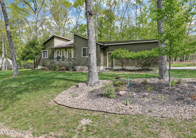 Photo 3 of Single family home for sale at 129 Norcross Rd, Crossville, TN 38558 | MLS# 3182351 | Listing updated on 2026-09-21