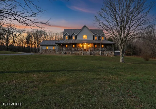 1st image of 815 York Rd, Crossville, TN 38555 | MLS# 3182364
