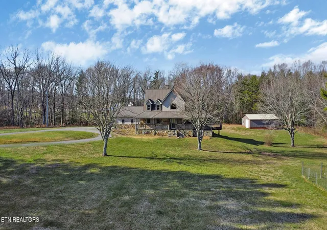 3rd image of 815 York Rd, Crossville, TN 38555 | MLS# 3182364