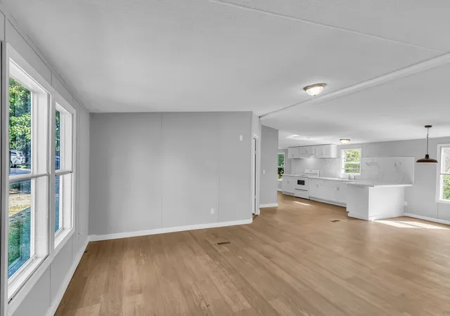 Photo 3 of Manufactured home for sale at 3511 Mays St, Nashville, TN 37211 | MLS# 3285590 | Listing updated on 2026-07-16