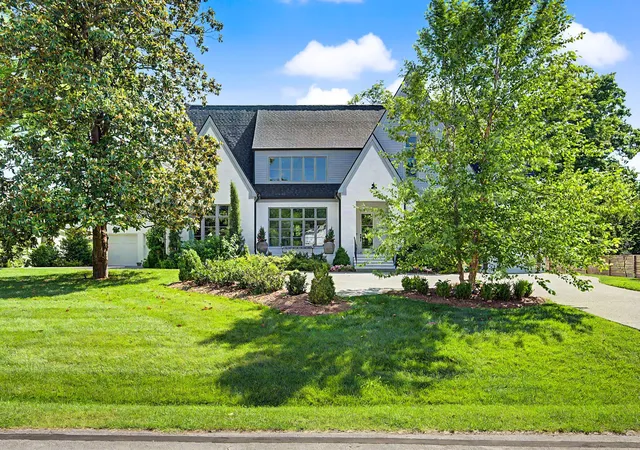 3rd image of 2825 Sugar Tree Rd, Nashville, TN 37215 | MLS# 3189564