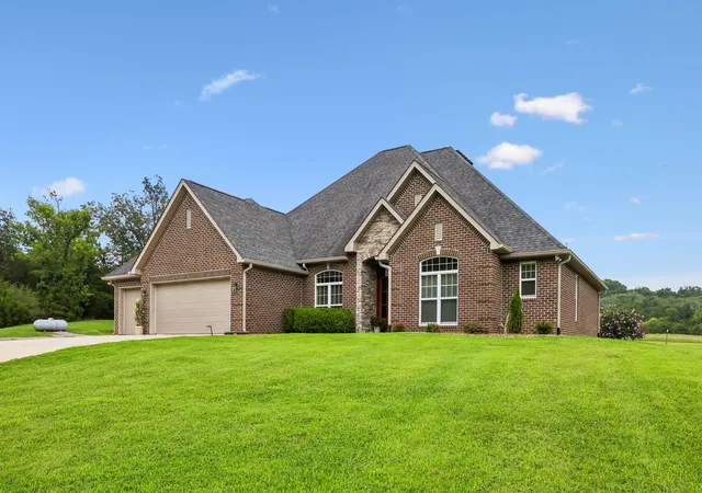 Photo 4 of Single family home for sale at 50 Bill Edde Rd, Belvidere, TN 37306 | MLS# 3183537 | Listing updated on 2026-09-28