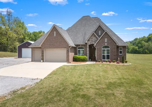Homes for sale in Belvidere, TN | 50 Bill Edde Rd, Belvidere, TN 37306 | MLS# 3183537