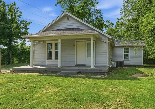 Homes for sale in Nashville, TN | 1801 Elizabeth Rd, Nashville, TN 37218 | MLS# 3183421
