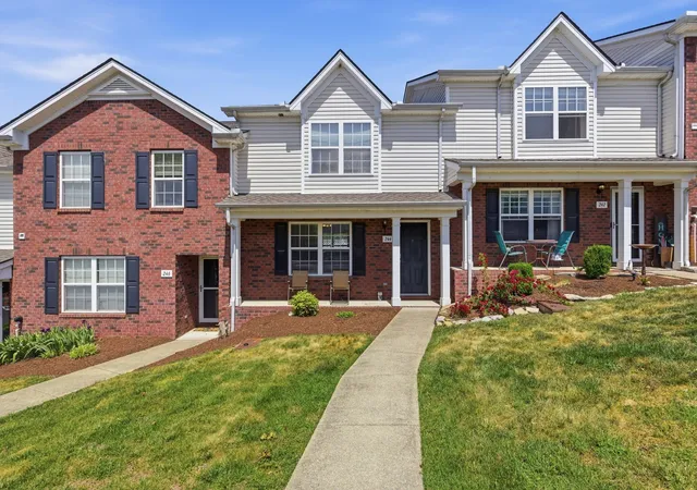 Homes for sale in Nashville, TN | 244 Buck Run Dr, Nashville, TN 37214 | MLS# 3183399
