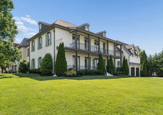 Homes for sale in Nashville, TN | 111 Heady Dr, Nashville, TN 37205 | MLS# 3193080