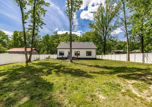 Homes for sale in Greenbrier, TN | 1885 Woodruff Ave, Greenbrier, TN 37073 | MLS# 3184003