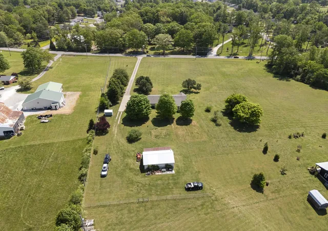 59th image of 1010 Hwy 48 S, Dickson, TN 37055 | MLS# 3184068