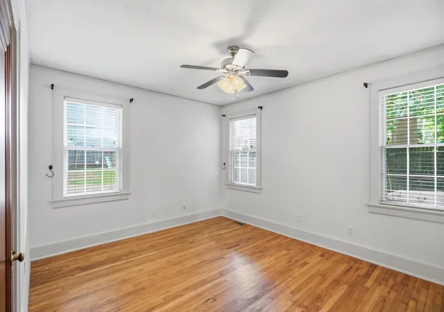 Photo 3 of Single family home for sale at 703 5th Avenue W, Springfield, TN 37172 | MLS# 3183693 | Listing updated on 2026-09-04