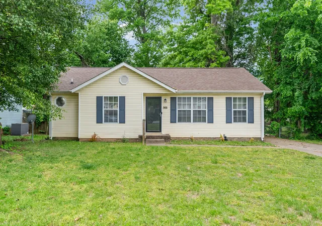 Homes for sale in Clarksville, TN | 566 Lorie Ln, Clarksville, TN 37042 | MLS# 3183018