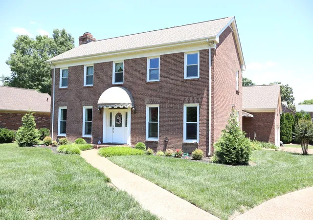 Photo 1 of Sale Pending at 1505 Holmes Cir, Franklin, TN 37064 | MLS# 3230539 | Listing updated on 2026-09-14