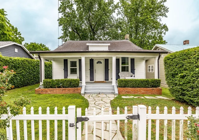 2nd image of 208 22nd St, Old Hickory, TN 37138 | MLS# 3189985