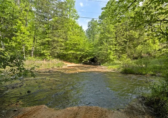 2nd image of 1240 Tanner Hollow Rd, Pleasantville, TN 37033 | MLS# 3183226