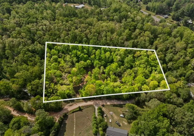 5th image of 1240 Tanner Hollow Rd, Pleasantville, TN 37033 | MLS# 3183226