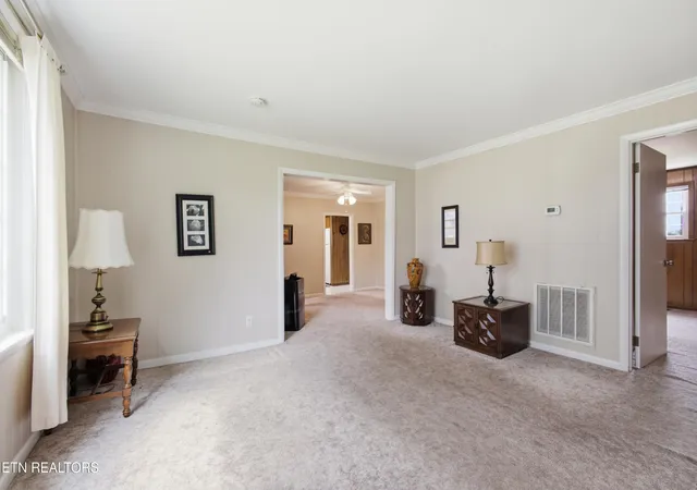 Photo 3 of Single family home for sale at 905 Cumberland St, Harriman, TN 37748 | MLS# 3216170 | Listing updated on 2026-07-27