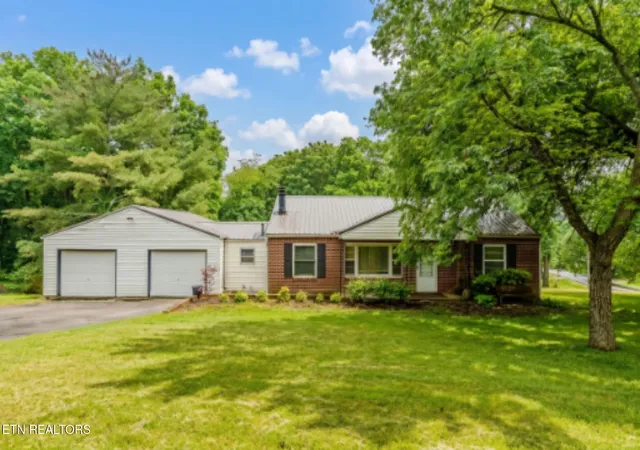 1st image of 2800 Patrick Ave, Maryville, TN 37804 | MLS# 3278487