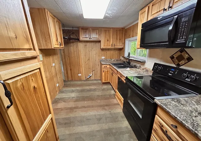 Photo 2 of Single family home for sale at 140 Spivey Ln, Gainesboro, TN 38562 | MLS# 3183241 | Listing updated on 2026-09-23
