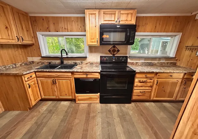 Photo 3 of Single family home for sale at 140 Spivey Ln, Gainesboro, TN 38562 | MLS# 3183241 | Listing updated on 2026-09-23