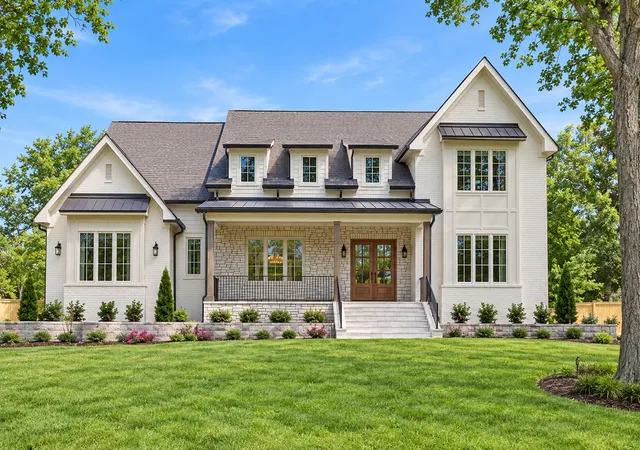 Photo 1 of Mansion for sale at 9016 Hood Pl, Brentwood, TN 37027 | MLS# 3183992 | Listing updated on 2026-10-04