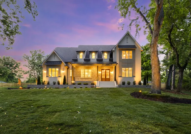 Photo 1 of Mansion for sale at 9016 Hood Pl, Brentwood, TN 37027 | MLS# 3183992 | Listing updated on 2026-08-21