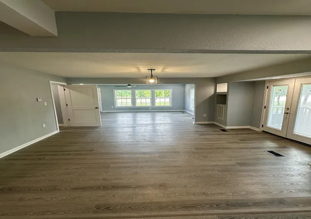 Photo 3 of Single family home for sale at 5800 Broad St N, Trezevant, TN 38258 | MLS# 3184653 | Listing updated on 2026-07-19