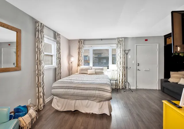 Listing Photo 5 - Condo for sale in building located at 801 Hillview Hts, Nashville, TN 37204 - Unit #212