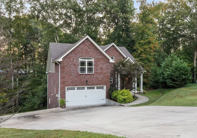 Homes for sale in Greenbrier, TN | 3047 Gracie Ann Dr, Greenbrier, TN 37073 | MLS# 3185583