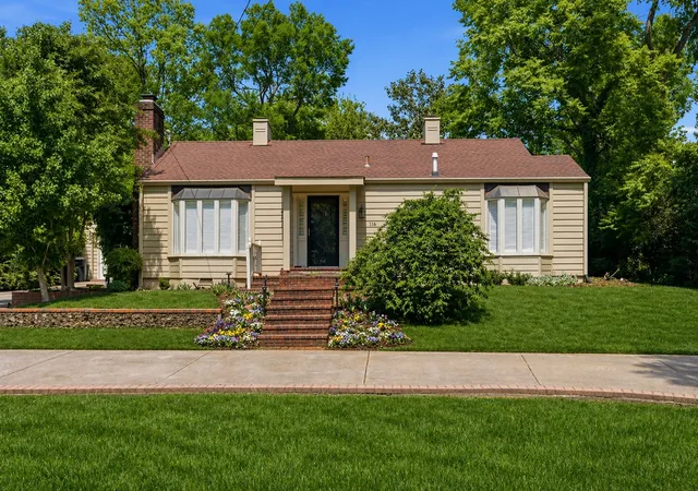 1st image of 116 Bellevue Dr S, Nashville, TN 37205 | MLS# 3242504