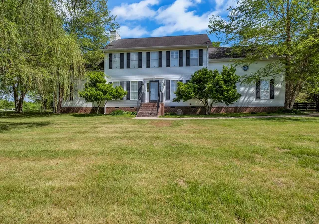 Homes for sale in Castalian Springs, TN | 420 Rock Springs Rd, Castalian Springs, TN 37031 | MLS# 3183695