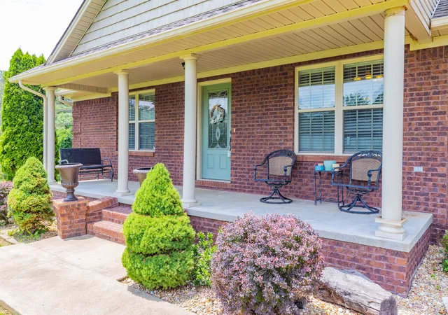 Photo 3 of Single family home for sale at 234 Glenn Springs Rd, Lawrenceburg, TN 38464 | MLS# 3183792 | Listing updated on 2026-08-29