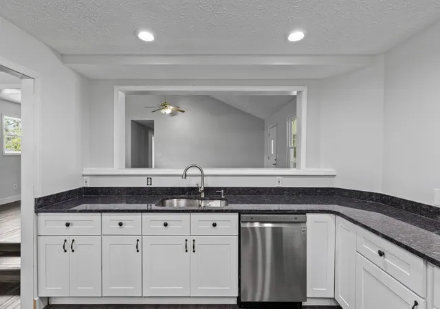 2nd image of 340 Brinkley Ln, White House, TN 37188 | MLS# 3225526