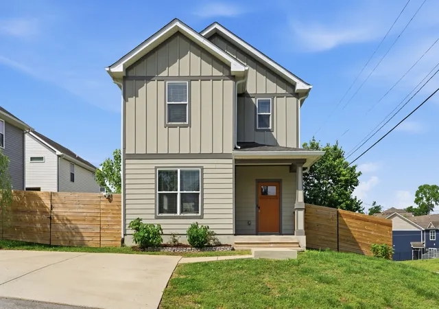 1st image of 2140 15th Ave N, Nashville, TN 37208 | MLS# 3184008