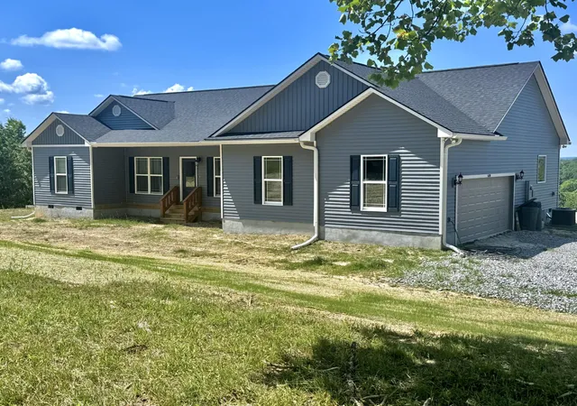 Homes for sale in Pikeville, TN | 610 Summer City Firetower Road, Pikeville, TN 37367 | MLS# 3183854