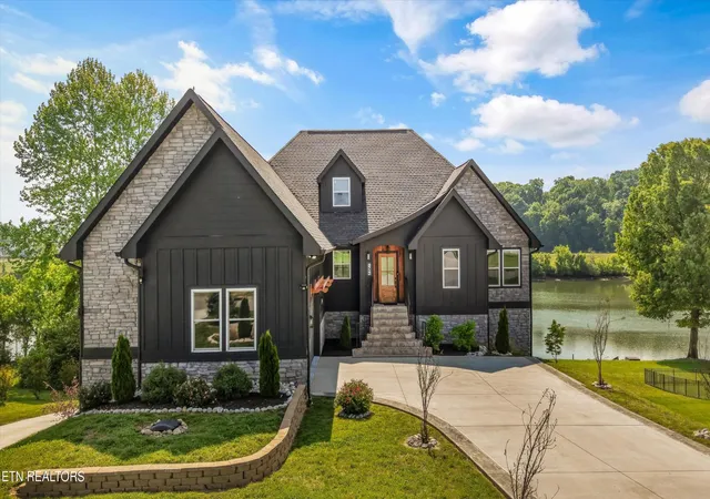 1st image of 9712 Tranquility Lane, Kodak, TN 37764 | MLS# 3317276