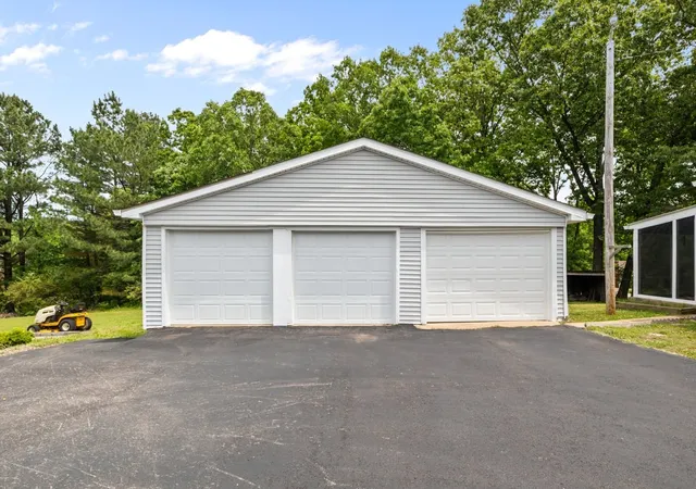 Homes for sale in Camden, TN | 190 Post Oak Ave, Camden, TN 38320 | MLS# 3186104