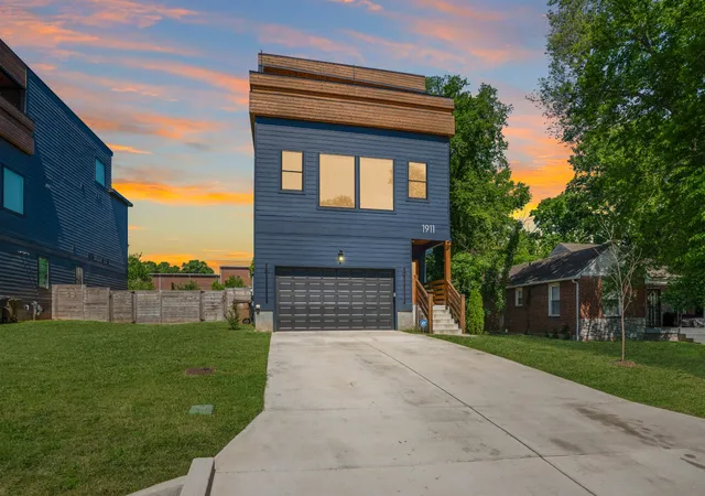 Homes for sale in Nashville, TN | 1911 Hailey Ave, Nashville, TN 37218 | MLS# 3184174